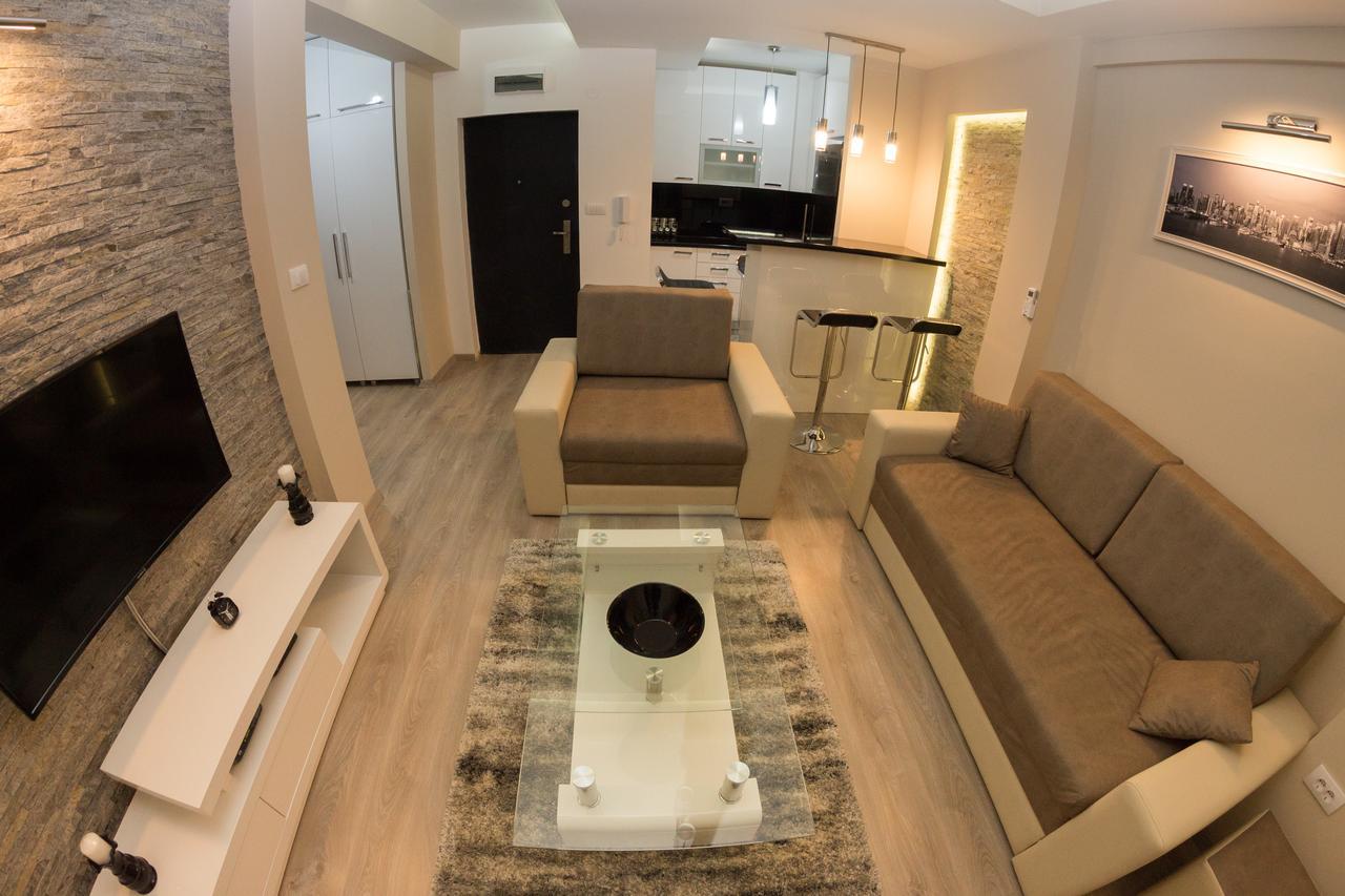 Diva Lux Apartman เบลเกรด ภายนอก รูปภาพ