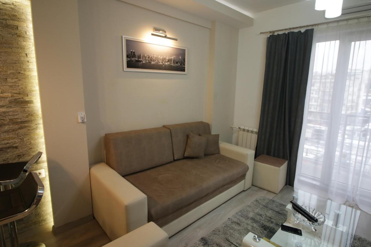 Diva Lux Apartman เบลเกรด ภายนอก รูปภาพ