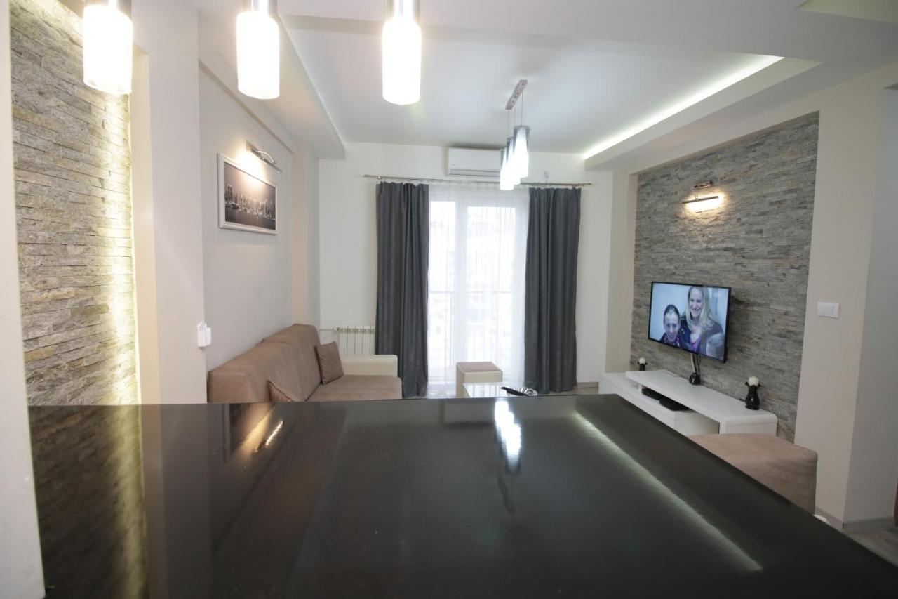Diva Lux Apartman เบลเกรด ภายนอก รูปภาพ
